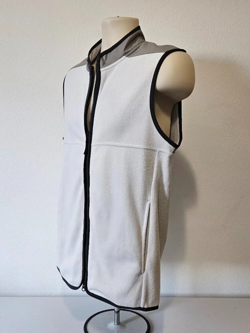Nike Therma‑Fit Fleece Dual‑Zip Sleeveless Performance Vest